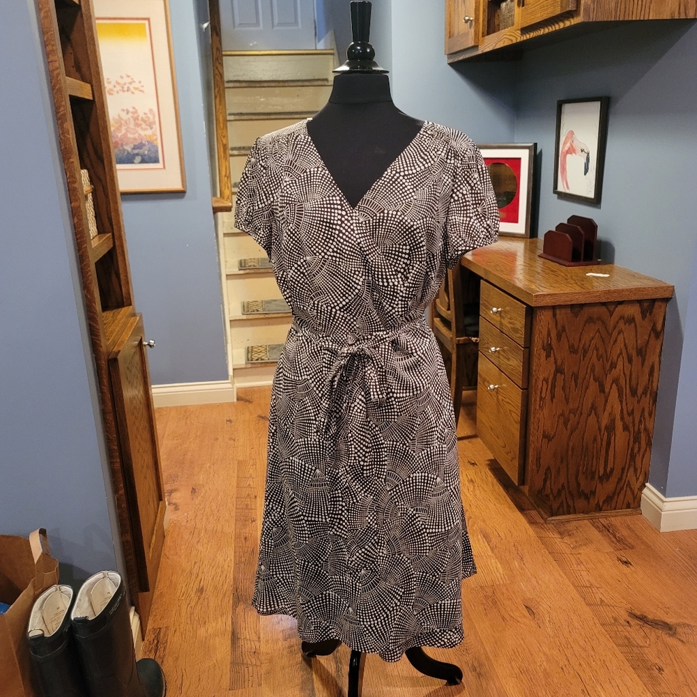 Ann Taylor Size 14 Wrap Dress